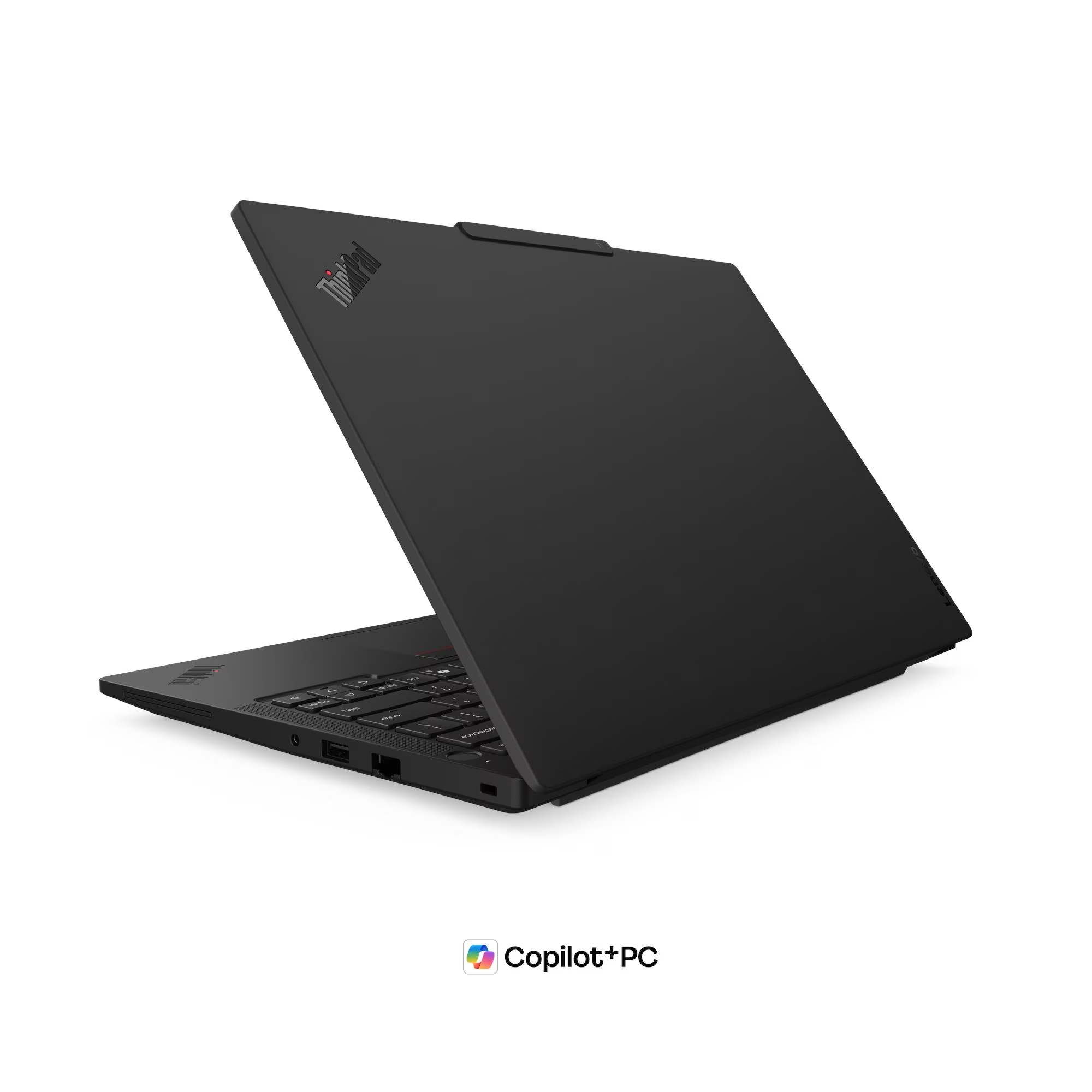 Stražnja strana crnog Lenovo ThinkPad T14 Gen 7