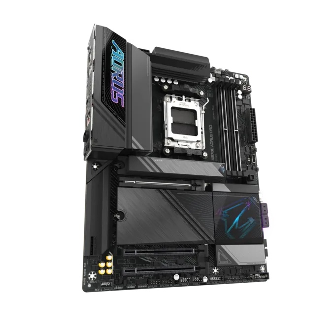 GIGABYTE X870E AORUS PRO slika 3