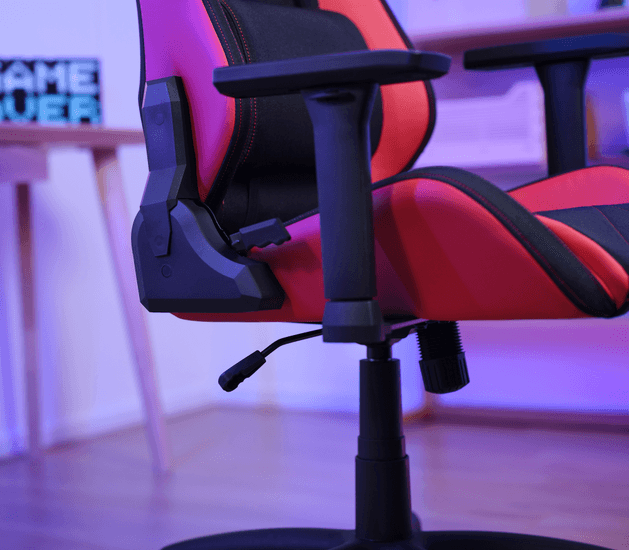 Detalj gaming stola