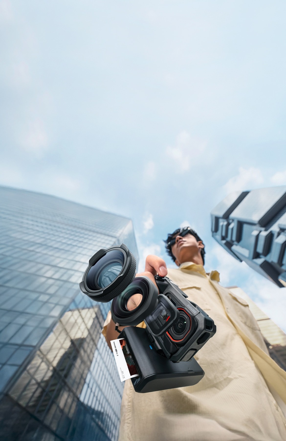 Insta360 Banner Mobile