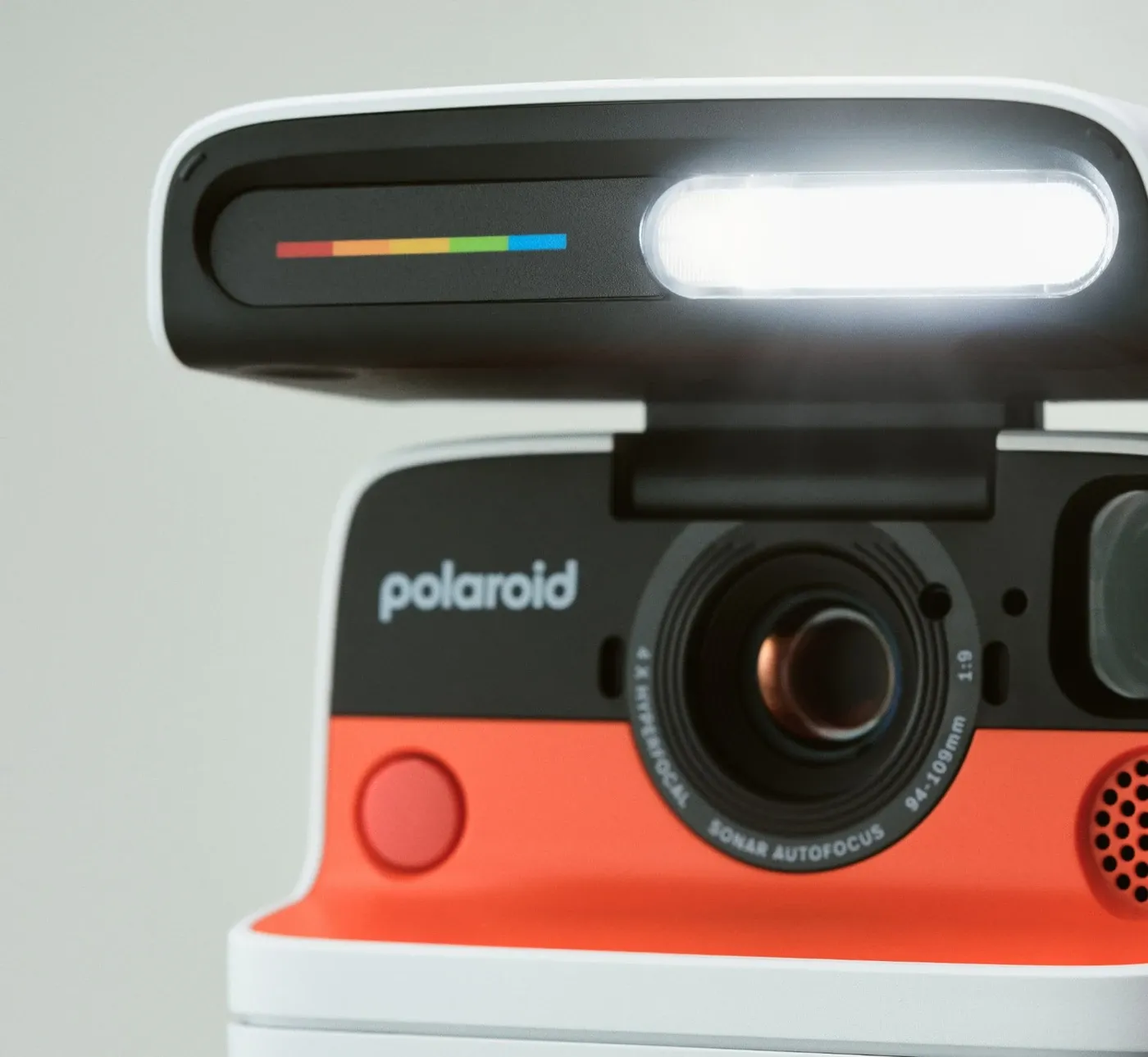 Polaroid kamera s bljeskalicom