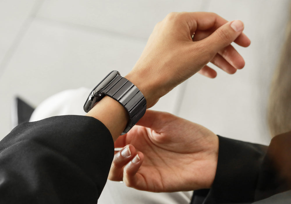 Savršeno pristaje uz Apple Watch