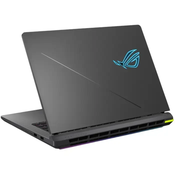 ASUS ROG Strix G16 G615LM-S5076 dizajn